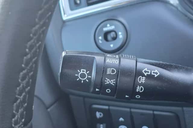 Kia Cee'd (2016) thumbnail 15
