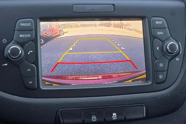 Kia Cee'd (2016) thumbnail 18