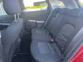 Kia Cee'd (2016) thumbnail 23
