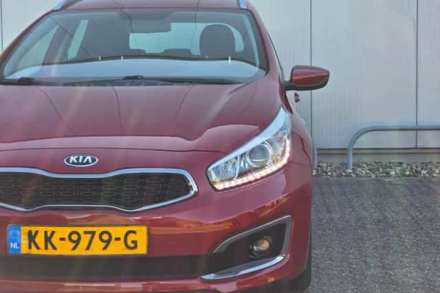 Kia Cee'd (2016) thumbnail 29