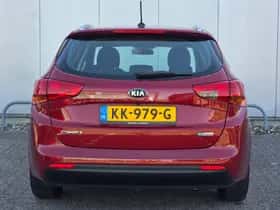 Kia Cee'd (2016) thumbnail 5