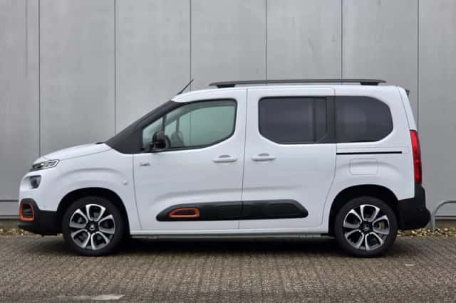 Citroën Berlingo (2023) thumbnail 4