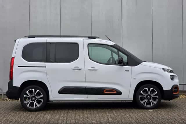 Citroën Berlingo (2023) thumbnail 5
