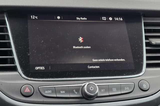 Opel Crossland X (2020) thumbnail 21