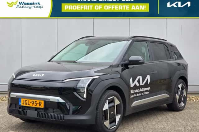 Kia EV3 (2025) thumbnail 1