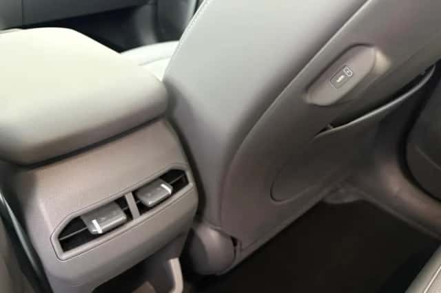 Kia EV3 (2025) thumbnail 35