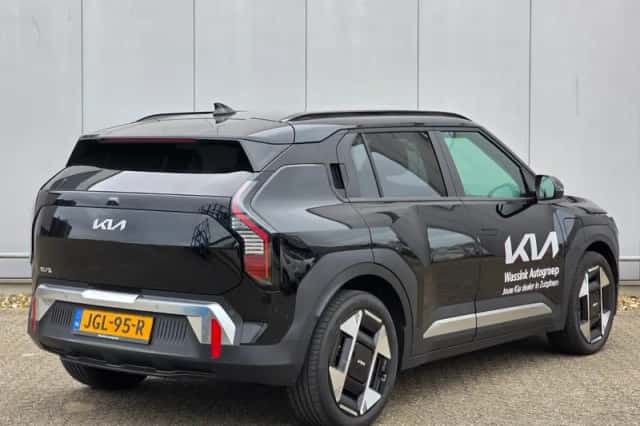 Kia EV3 (2025) thumbnail 6
