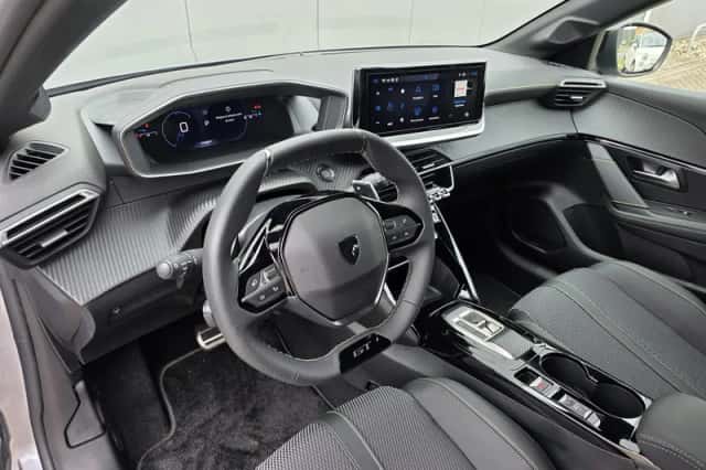 Peugeot 208 (2025) thumbnail 8