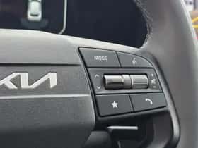 Kia EV6 (2025) thumbnail 16