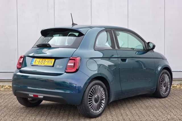 Fiat 500 (2020) thumbnail 6