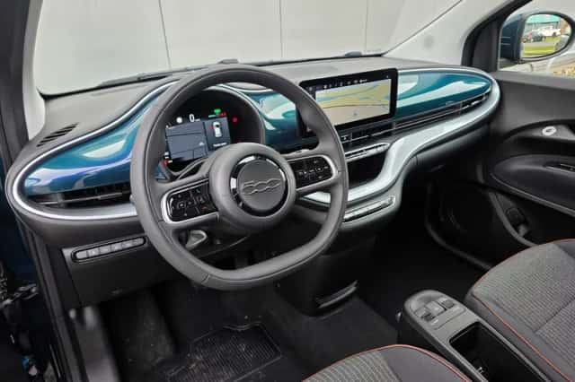 Fiat 500 (2020) thumbnail 9