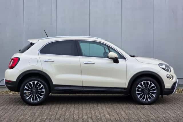 Fiat 500X (2018) thumbnail 4