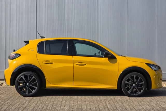 Peugeot 208 (2021) thumbnail 4