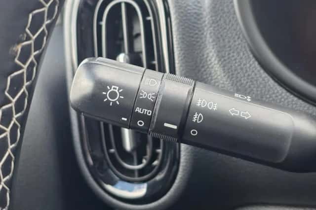 Kia Picanto (2021) thumbnail 14