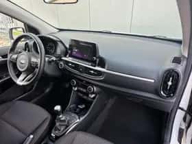 Kia Picanto (2021) thumbnail 25