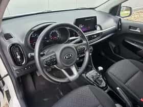 Kia Picanto (2021) thumbnail 8
