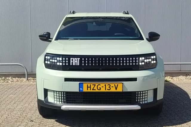 Fiat Grande Panda (2025) thumbnail 2