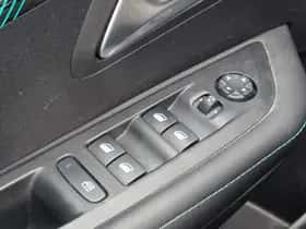Peugeot 208 (2021) thumbnail 11