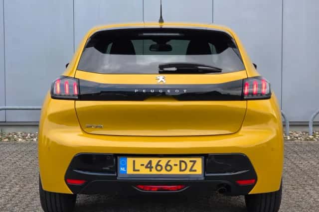 Peugeot 208 (2021) thumbnail 5