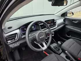 Kia Stonic (2026) thumbnail 8