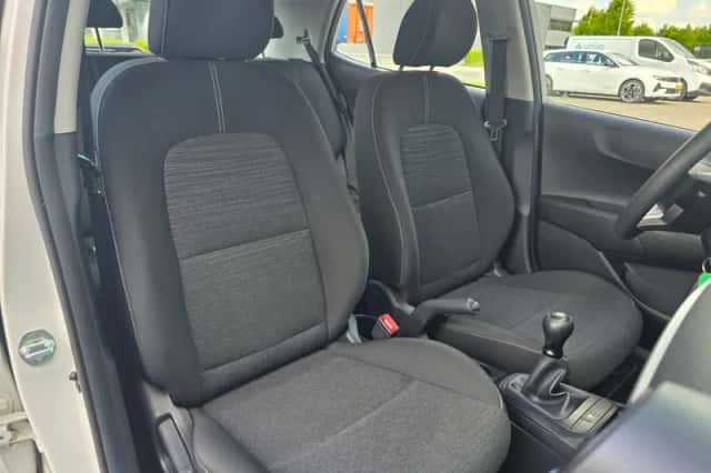 Kia Picanto (2020) thumbnail 21