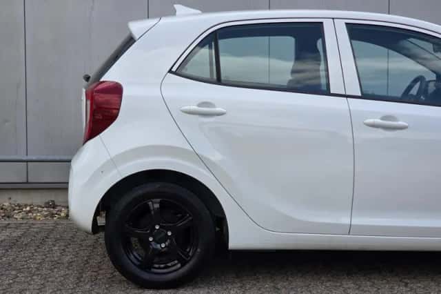 Kia Picanto (2020) thumbnail 25