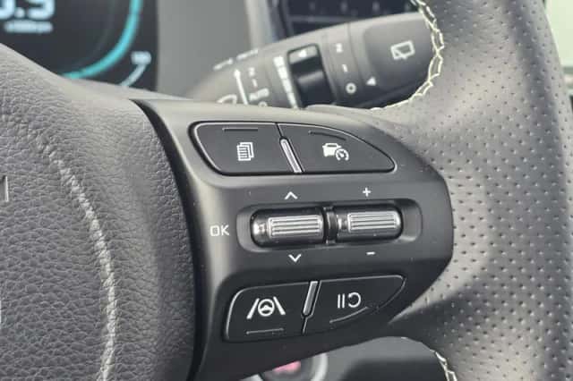 Kia Stonic (2025) thumbnail 17