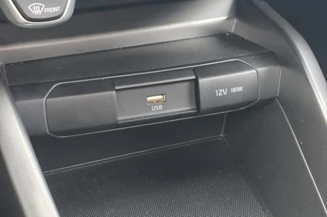 Kia Stonic (2025) thumbnail 24