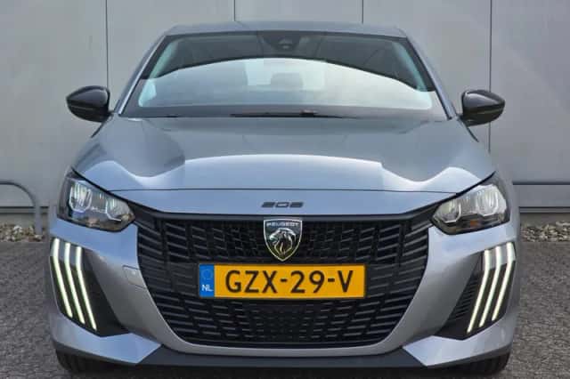Peugeot 208 (2025) thumbnail 2