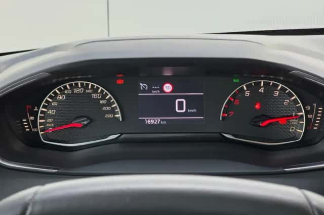 Peugeot 208 (2025) thumbnail 12