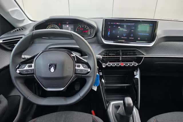 Peugeot 208 (2025) thumbnail 10
