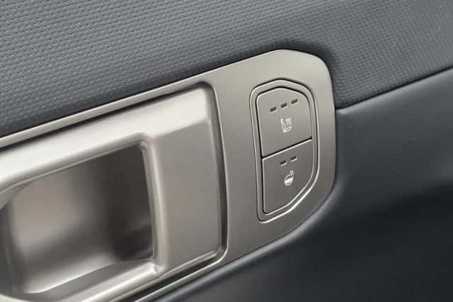 Kia EV4 (2026) thumbnail 12