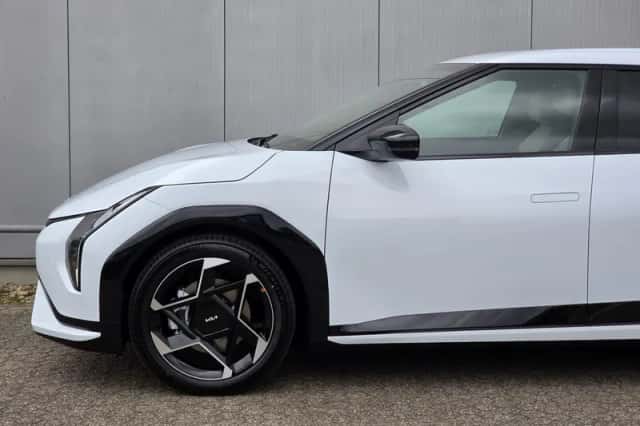 Kia EV4 (2026) thumbnail 31