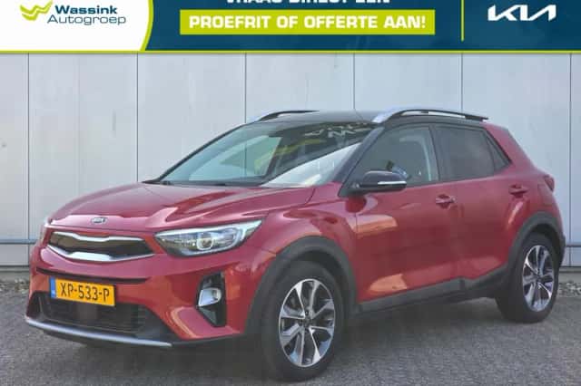 Kia Stonic (2019) thumbnail 1