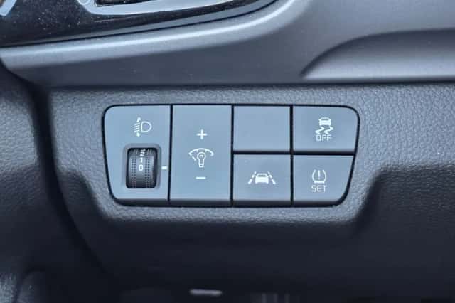 Kia Stonic (2019) thumbnail 12