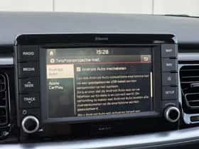 Kia Stonic (2019) thumbnail 19
