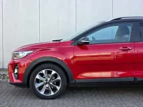 Kia Stonic (2019) thumbnail 27