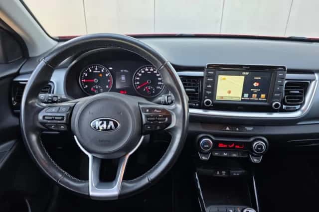 Kia Stonic (2019) thumbnail 10