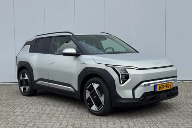Kia EV3 (2025) thumbnail 3