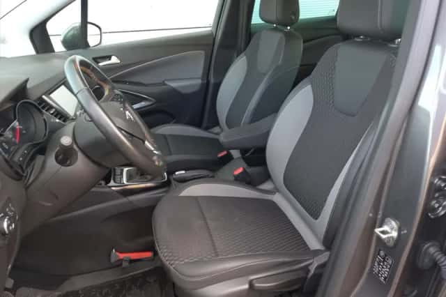 Opel Crossland X (2020) thumbnail 12