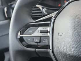 Peugeot 308 (2024) thumbnail 11