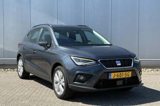 SEAT Arona (2020) thumbnail 3