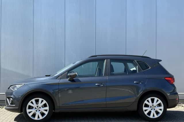 SEAT Arona (2020) thumbnail 4