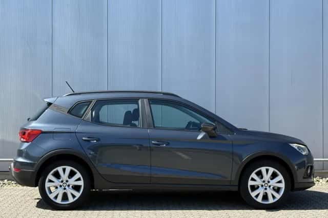 SEAT Arona (2020) thumbnail 5