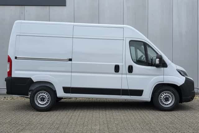 Opel Movano (2024) thumbnail 4
