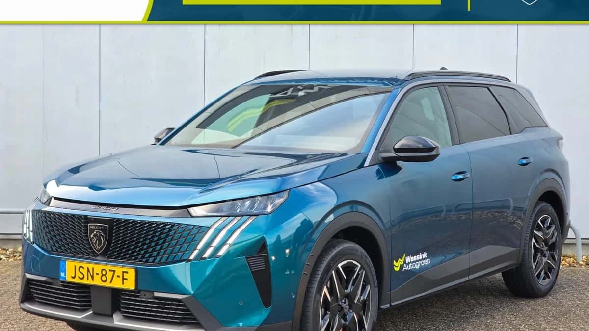 Peugeot 5008 (2025) — foto 1