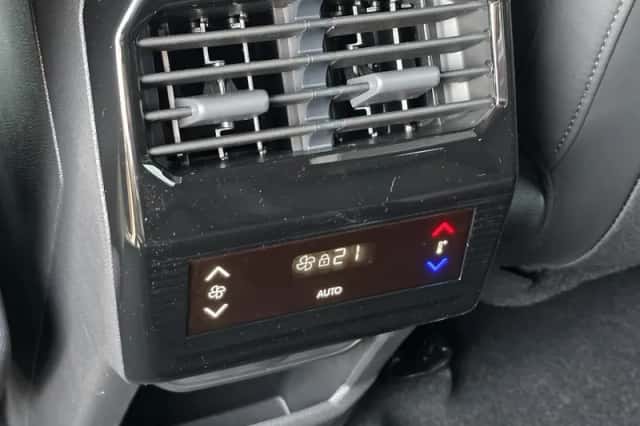 Peugeot 5008 (2025) thumbnail 12