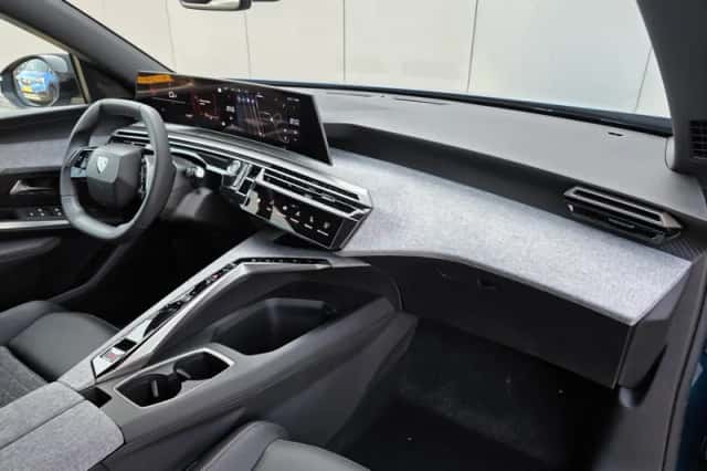 Peugeot 5008 (2025) thumbnail 16