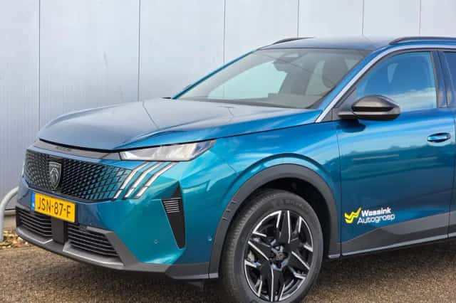 Peugeot 5008 (2025) thumbnail 18
