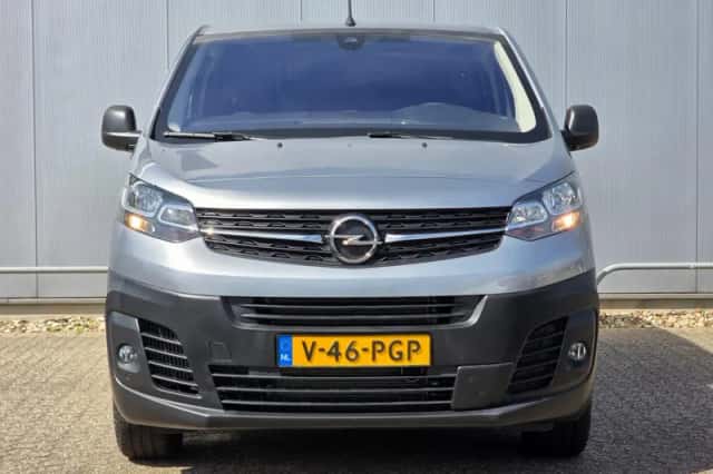 Opel Vivaro (2024) thumbnail 2
